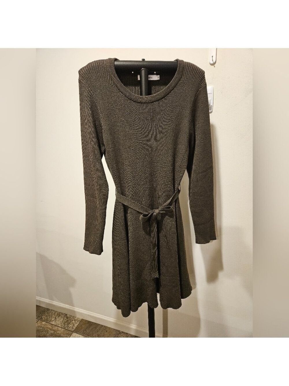 ANRABESS WOMEN'S OLIVE A-LINE BODYCON RIBBED KNIT SWEATER DRESS SIZE MED…